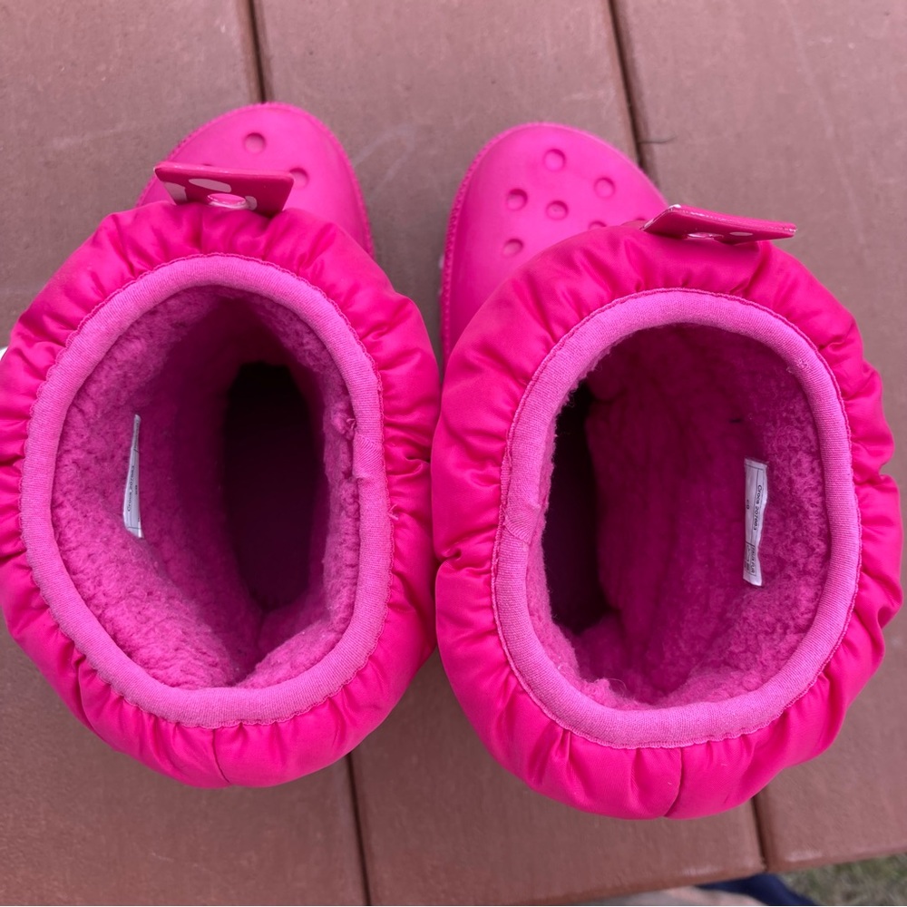 Kids Cros Fuzzy Insulated Pink Winter Boots - Picture 4 of 6
